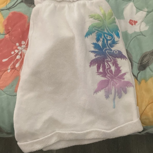 Victoria’s Secret boyfriend shorts Xs - Picture 1 of 3